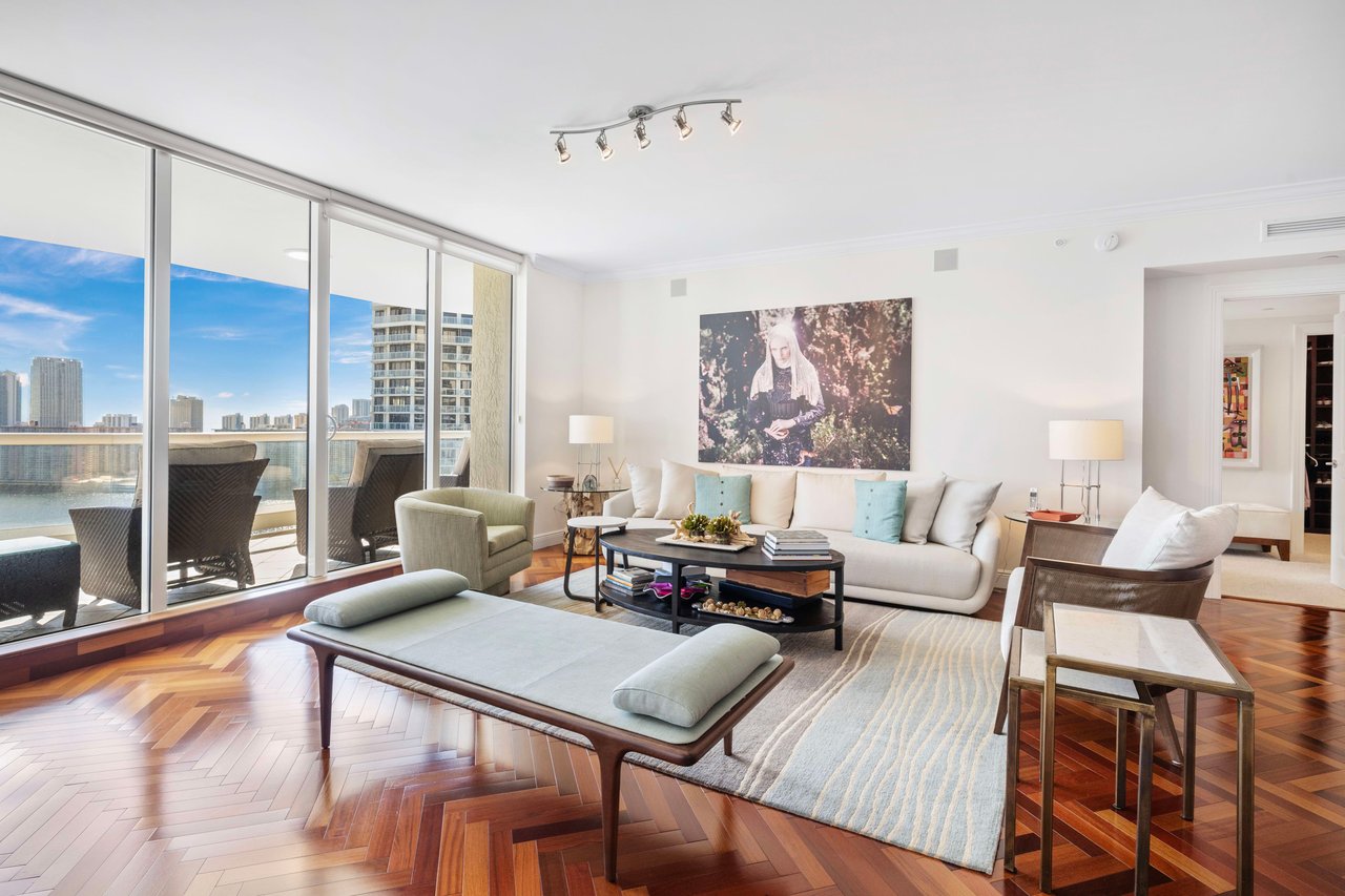 6000 Island Blvd # 2406