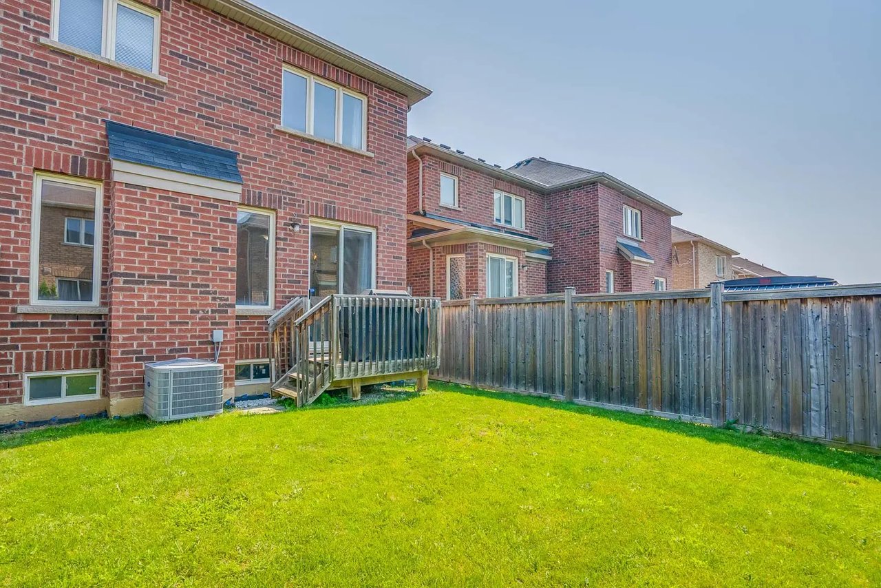 22 Merrickville Way