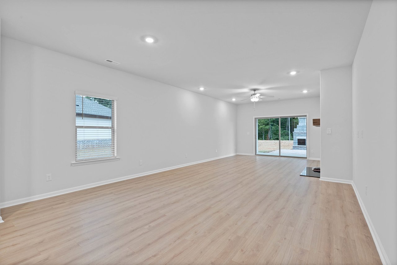 Privacy Fenced, Outdoor Fireplace, Convenient Location!