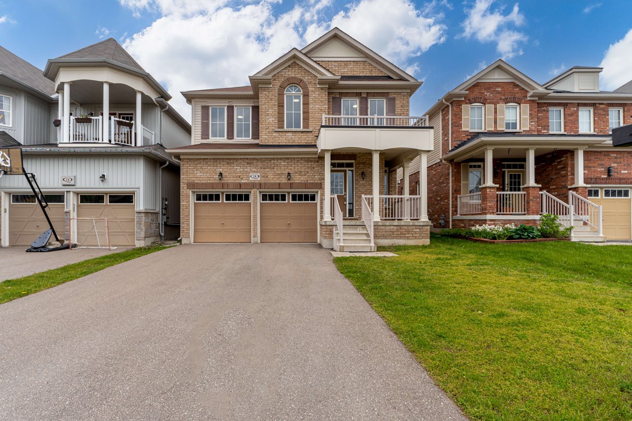 18 Fred Jackman Ave