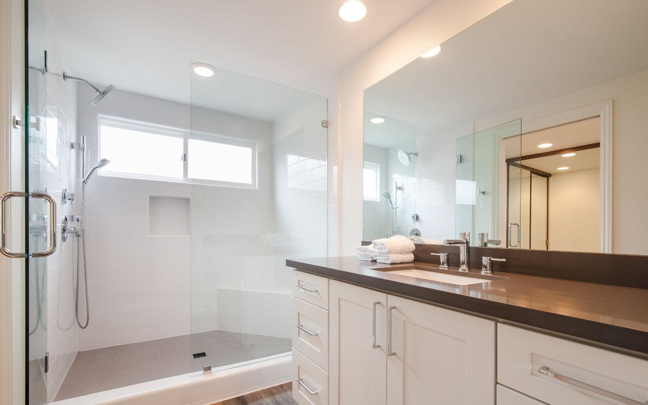 15 Bluff View