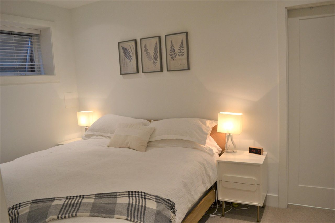 2519 W 8th Avenue, Vancouver