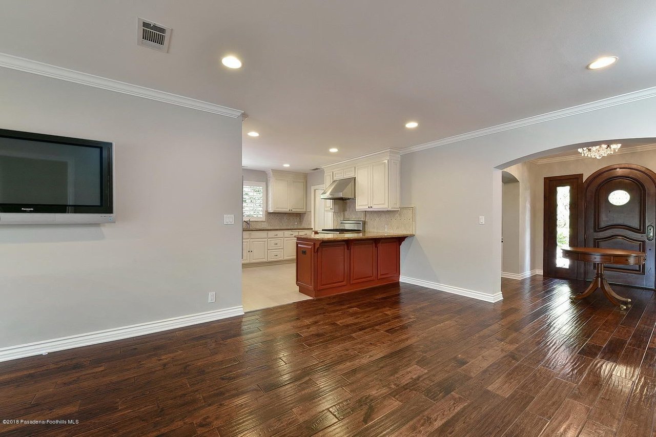 4535 Alta Canyada Rd