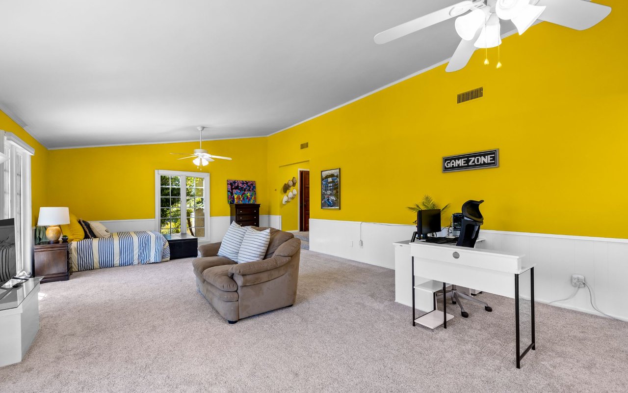 16 Quarterhorse Lane