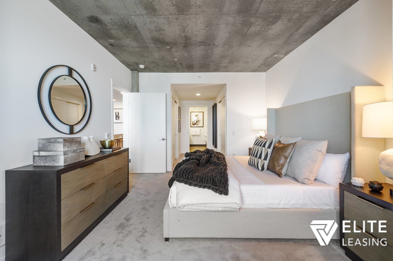 45 Bartlett St., #702