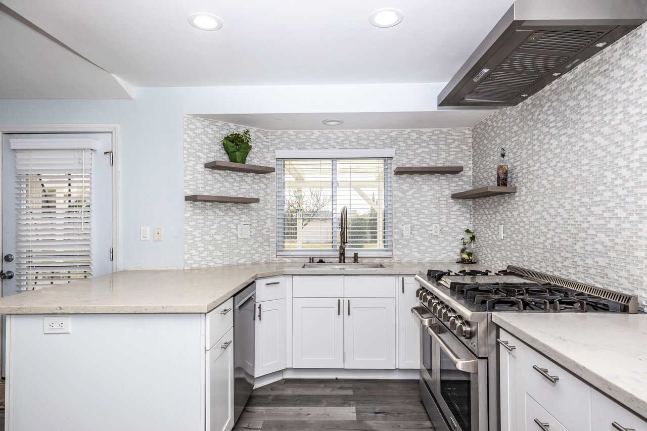 8510 Red Mesa Drive