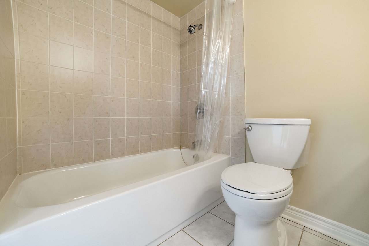 Studio Apartment in great location!