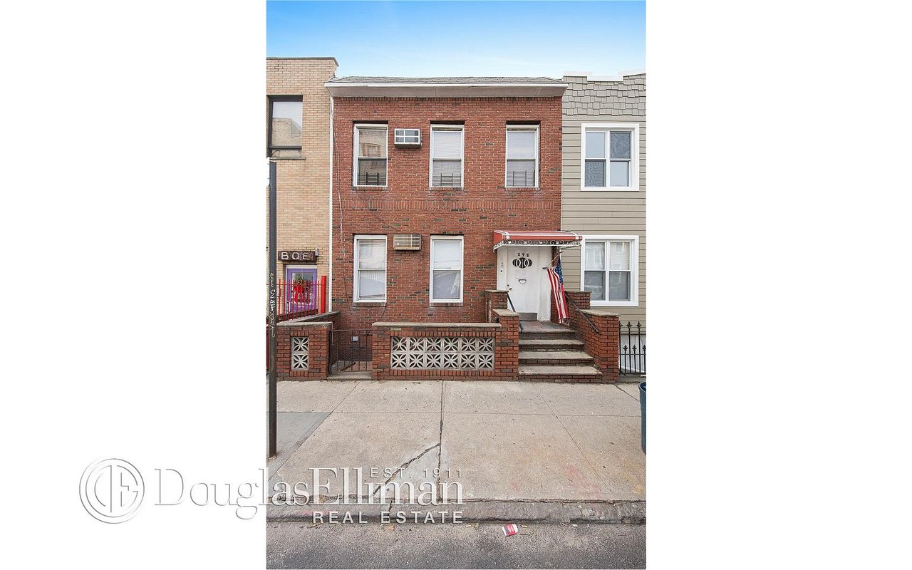 298 N 6th St