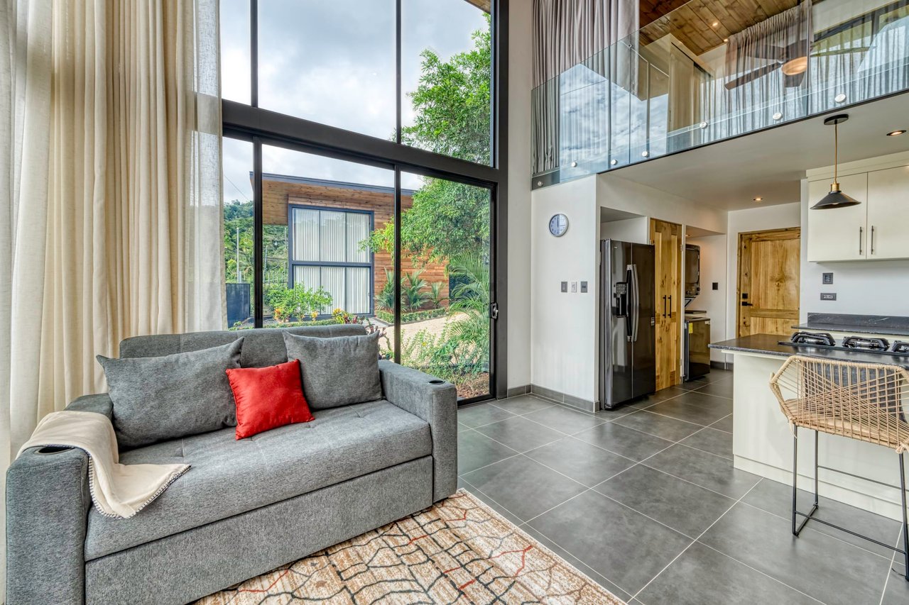 Modern Tropical Villas walking distance to Uvita Town