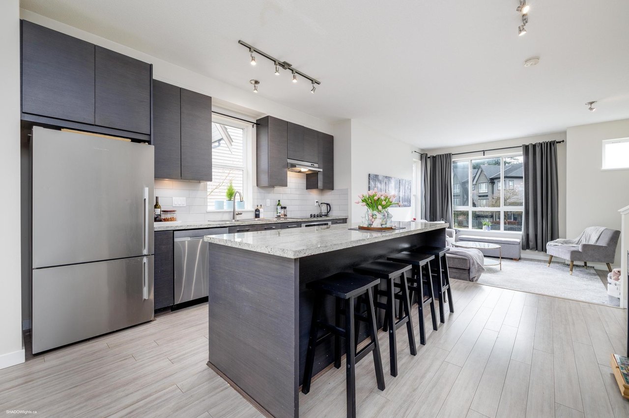 54-10489 Delsom Cres