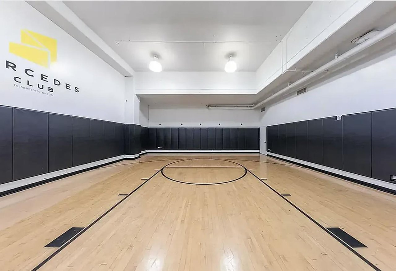 554 West 54th Street, Apt 27-B