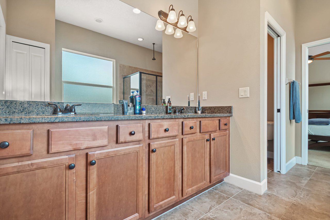 2811 OLAVET  COURT
