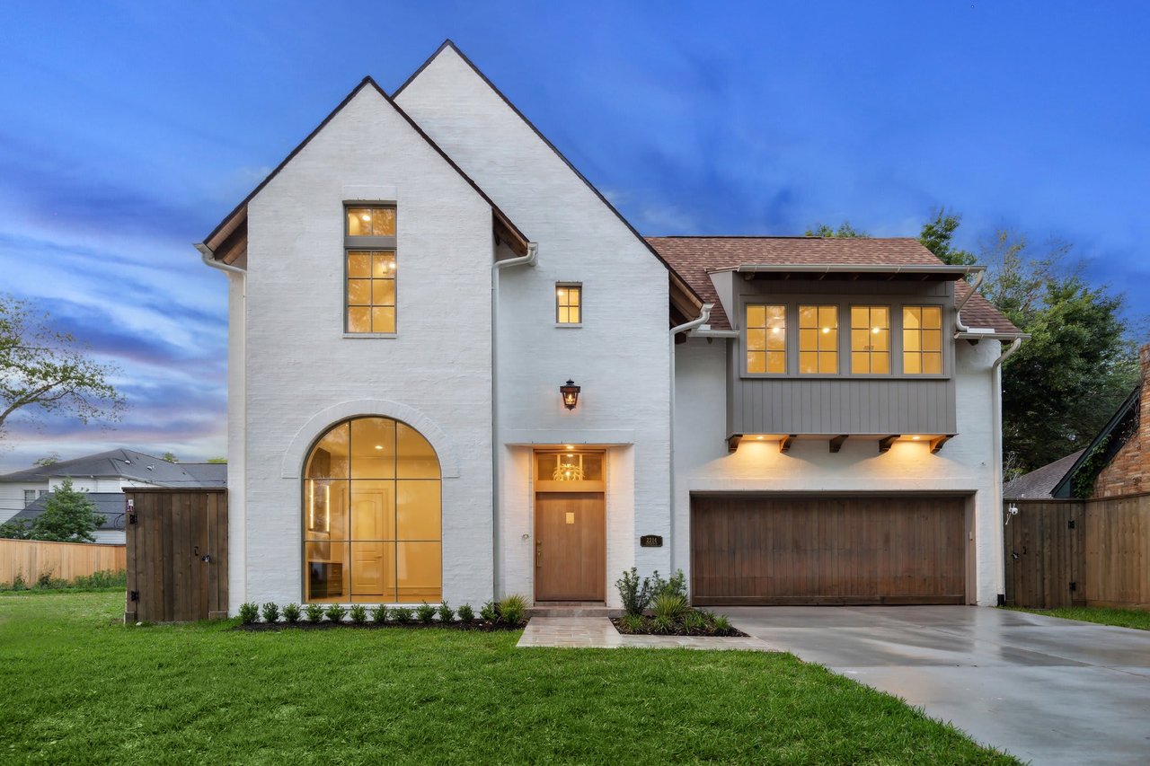 2214 Bartlett Street, Houston, Texas - Walter Bering, Houston Realtor