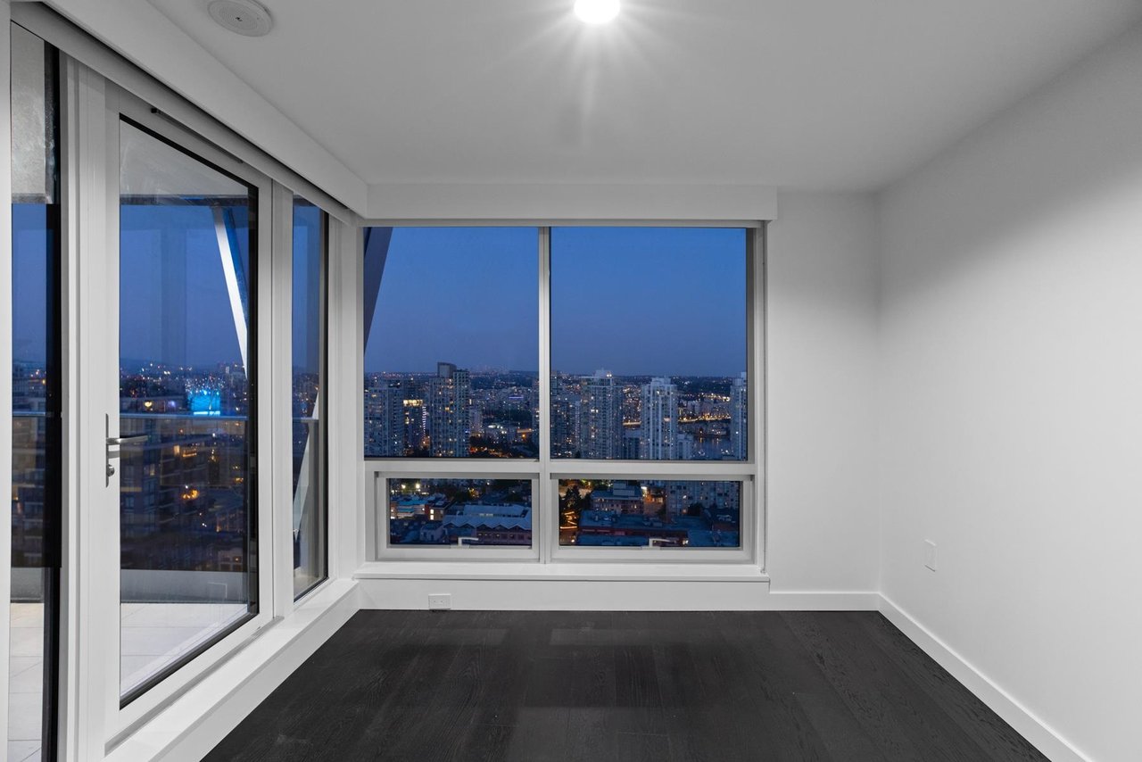 2803-1111 Richards Street, Vancouver
