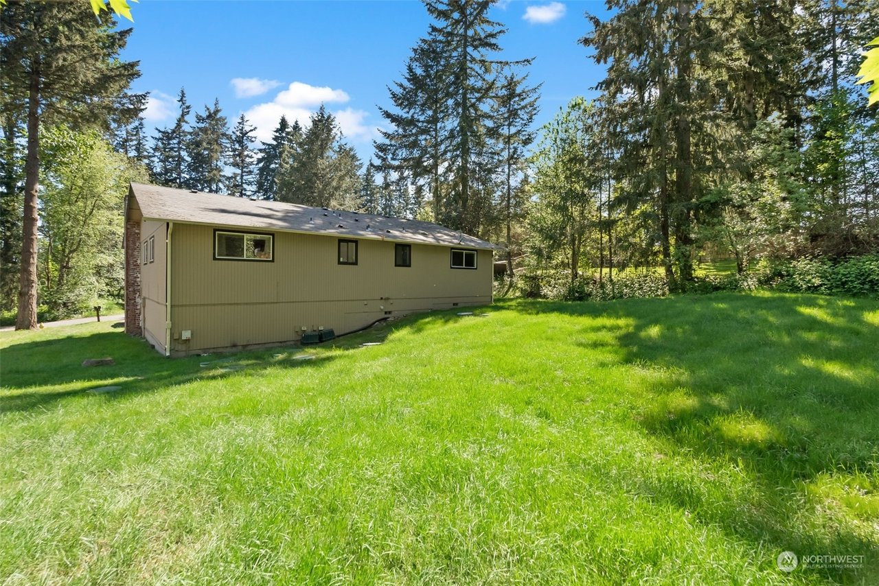 3253 SE Goldmaur Ct