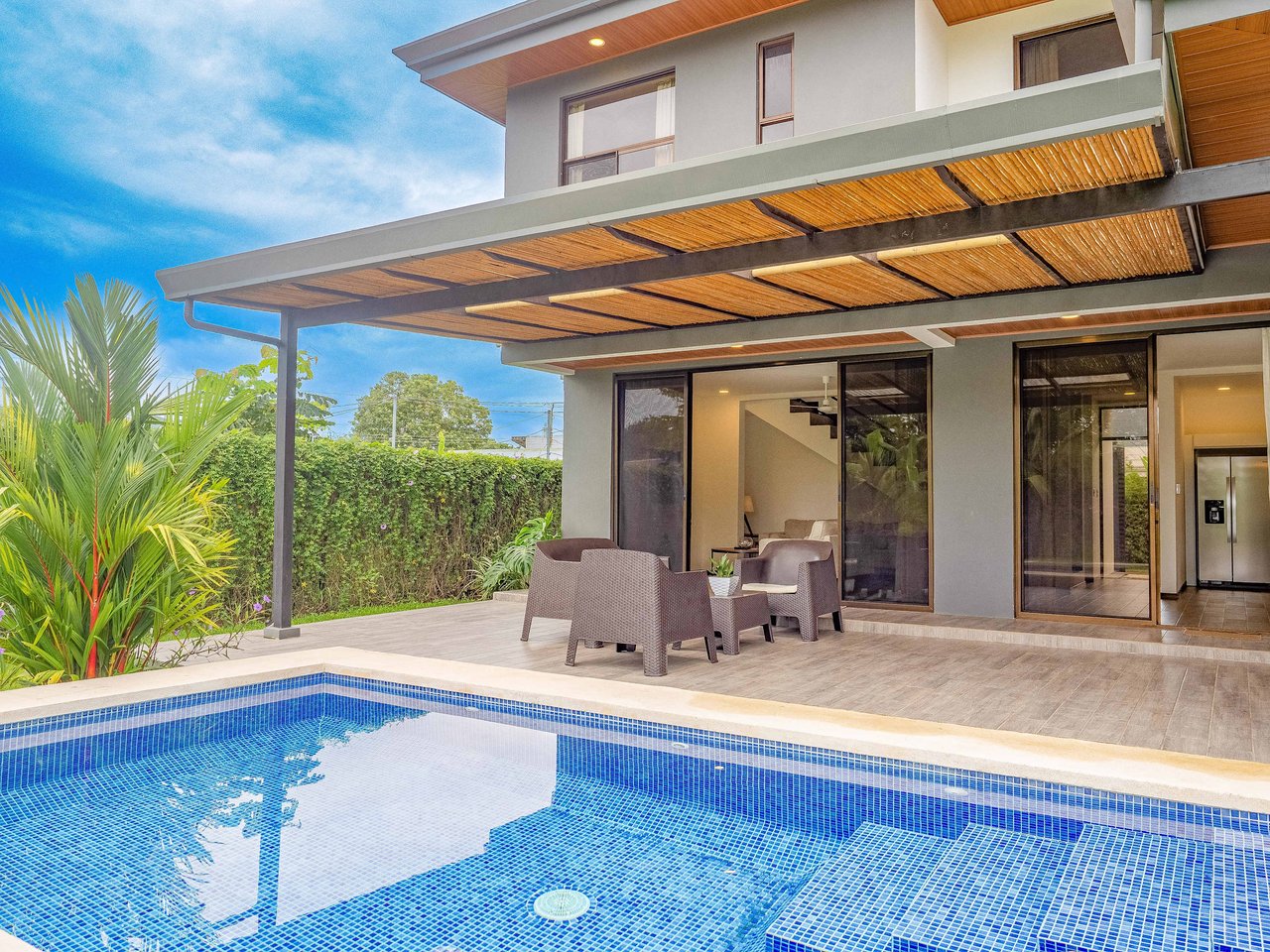 A 3-bedroom home – literally bordering Marino Ballena National Park – but mere steps away from cafes, restaurants, and amenities of the tourist mecca Uvita!