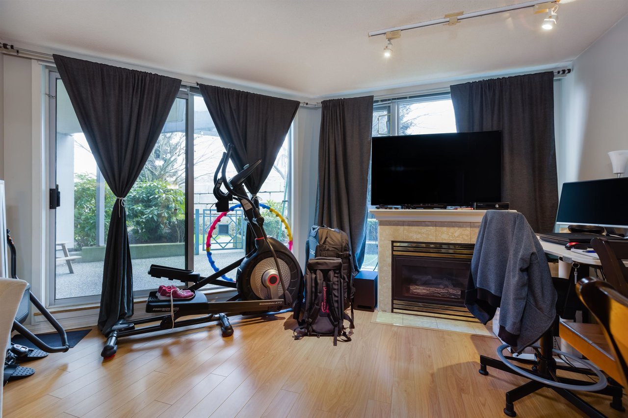 114-5860 Dover Cres