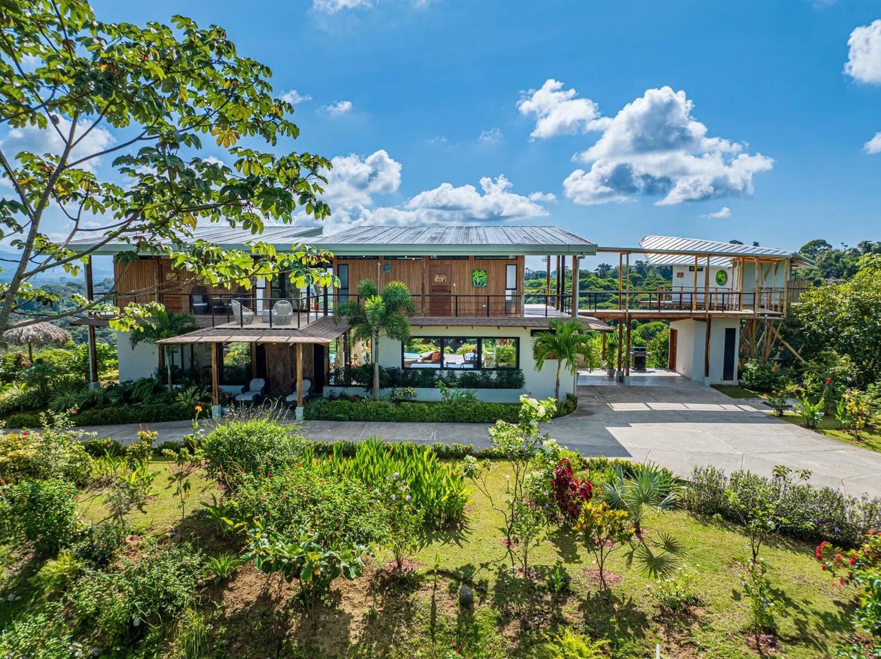 Modern Mountain View Estate, Manuel Antonio, Puntarenas