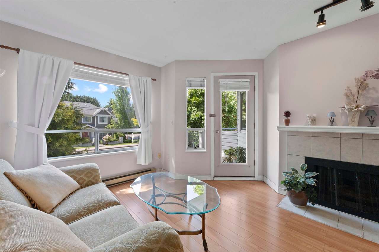 112-7840 Moffatt Rd
