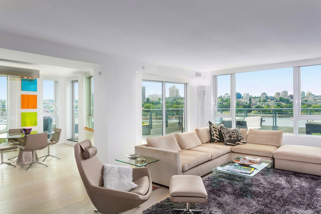 1383 Marinaside Crescent, #605