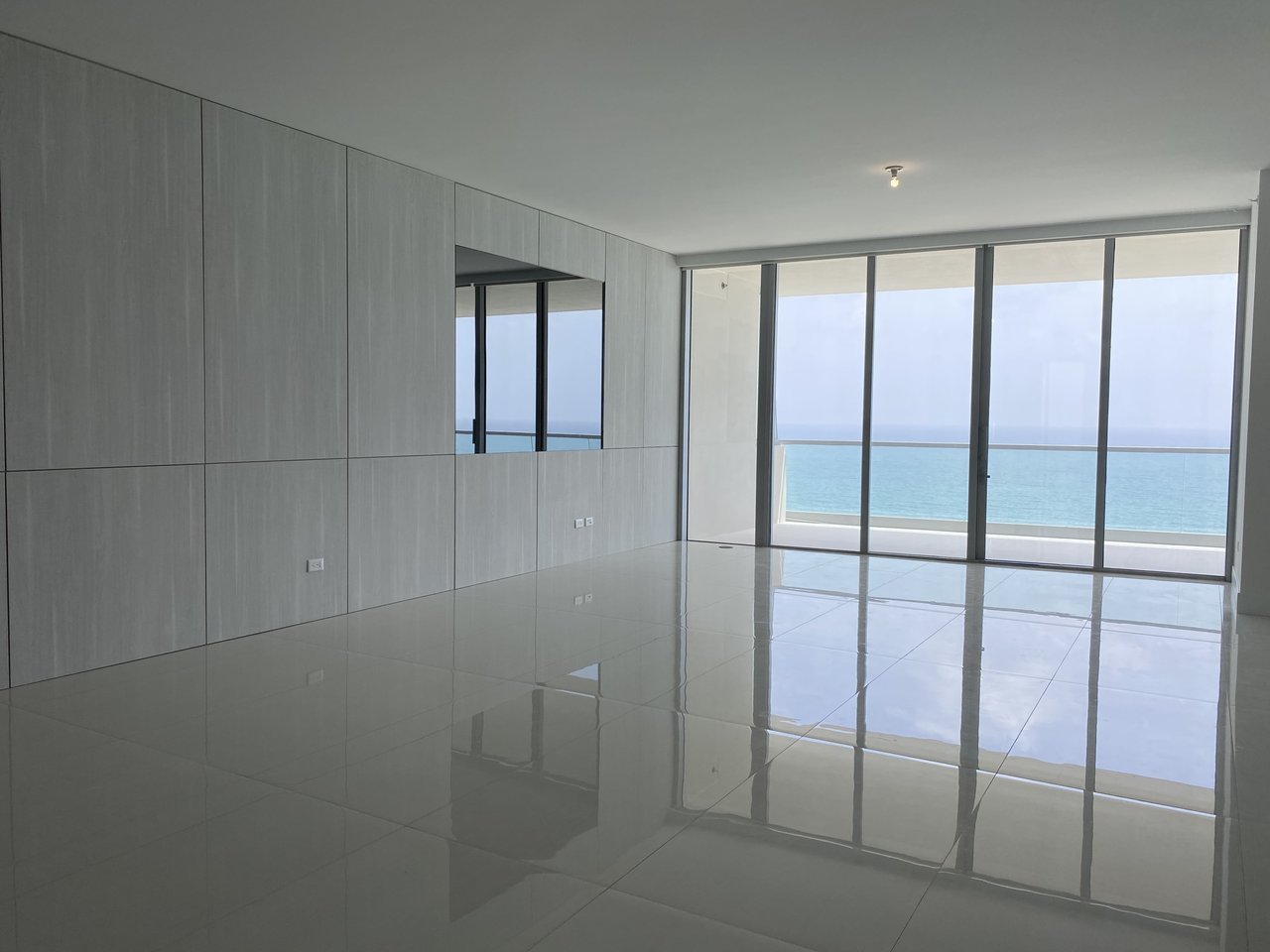 Turnberry Ocean Club | Residence 1103 for Lease in New Tower