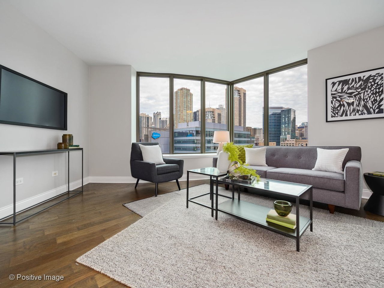 400 N Lasalle St, #2702