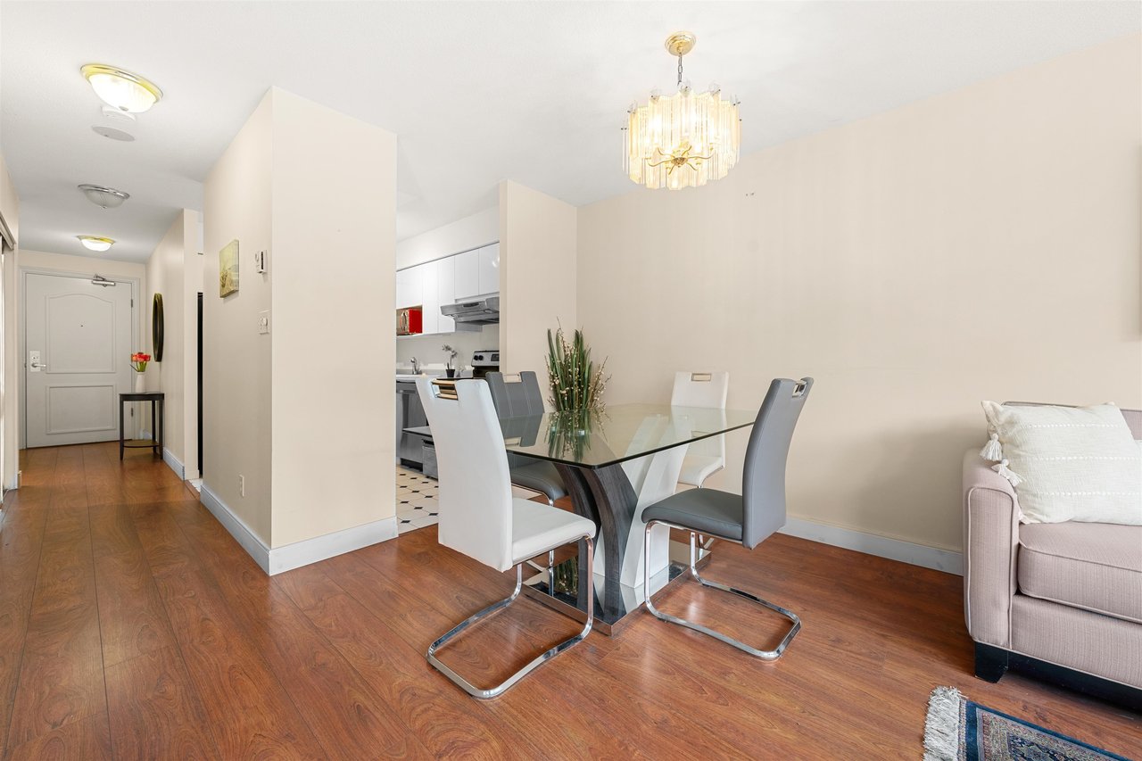 512-1327 E Keith Rd