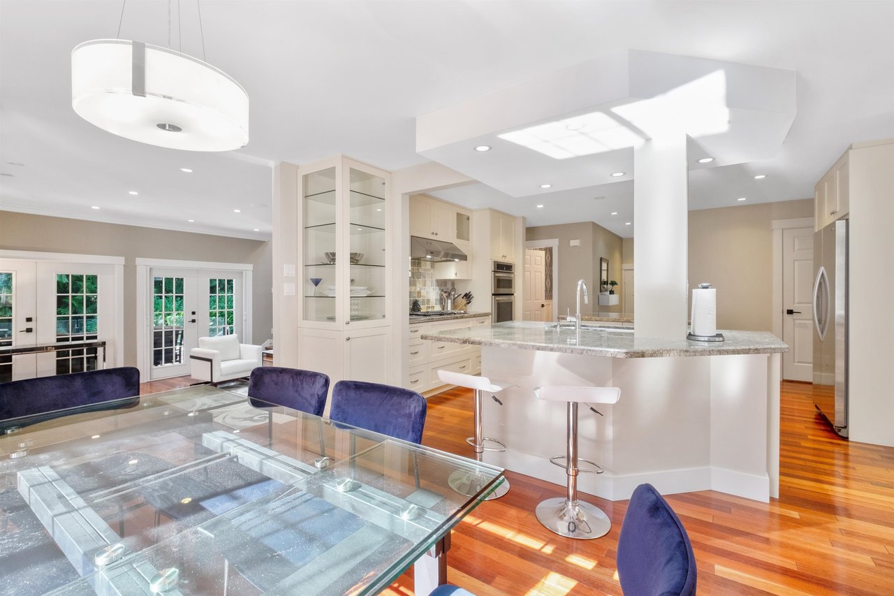 5625 Daffodil Ln