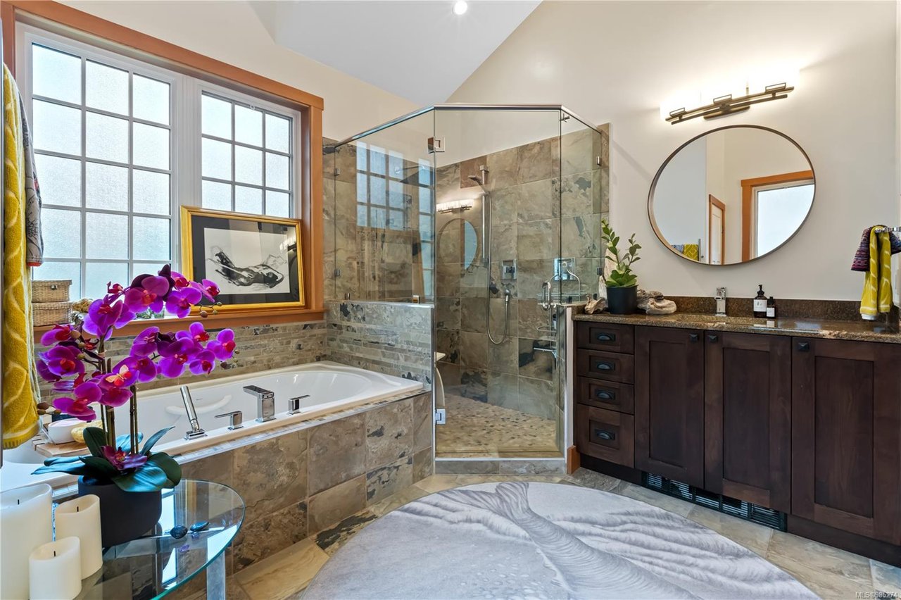 760 Marine Dr
