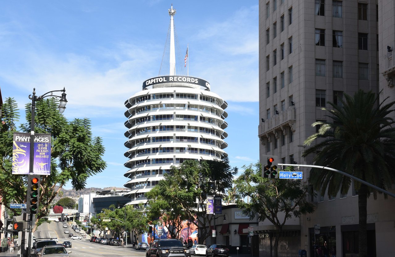 Iconic Architecture: The Capitol Records Building