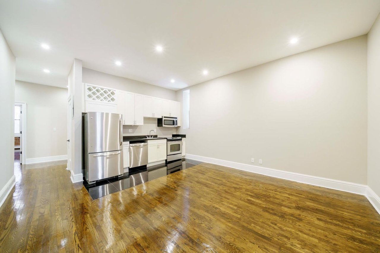 120 West 25th St, #2W
