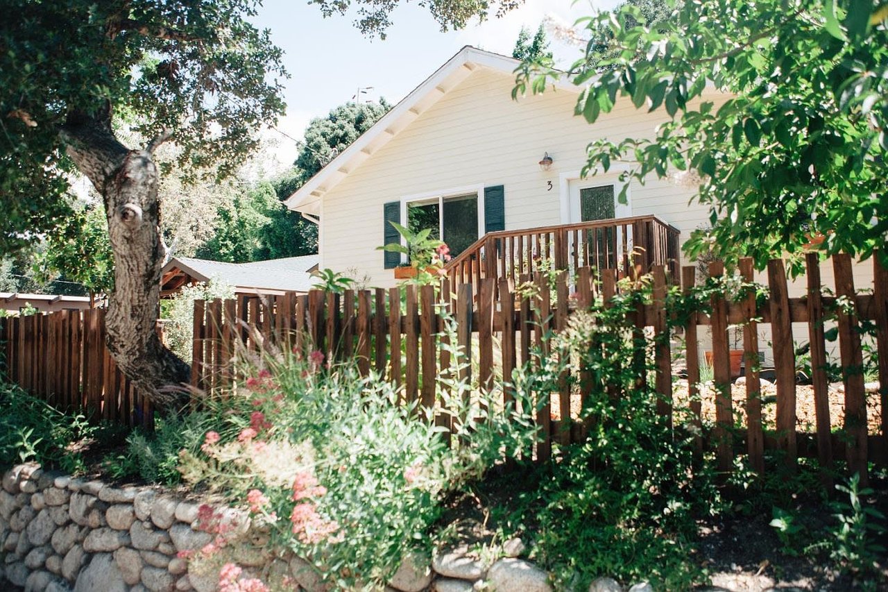 3 Wawona Rd