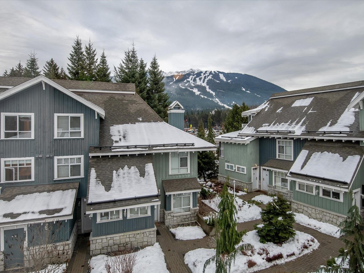 203-4405 Blackcomb Wy