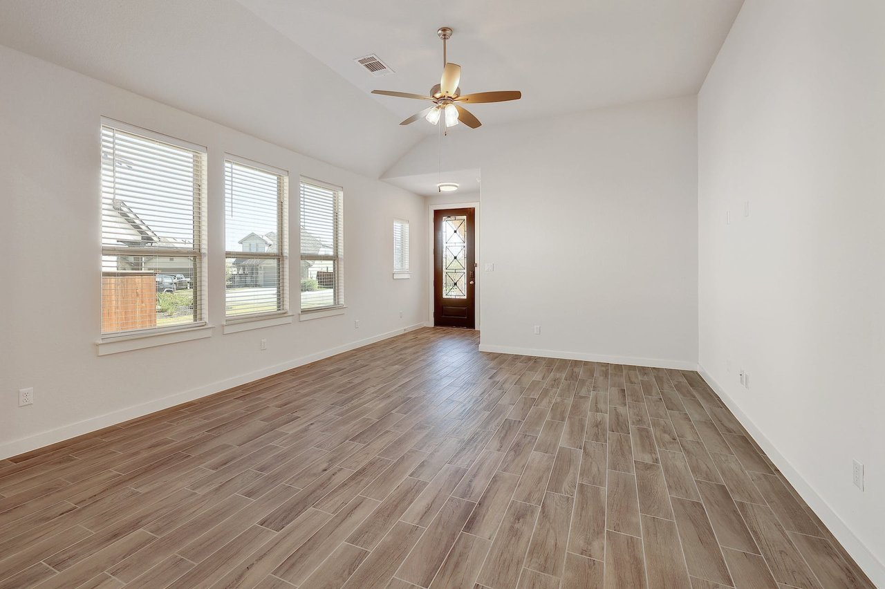 117 Rosebush Dr, Liberty Hill, Texas 78642