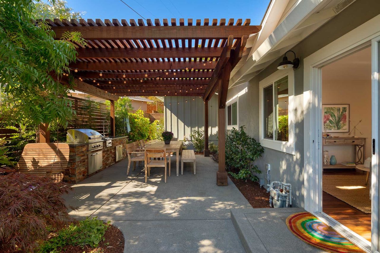 9 Junipero Serra Avenue