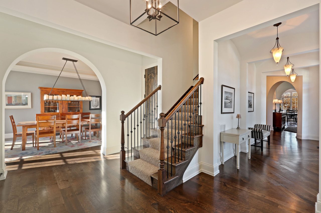 Brilliantly Designed Luxury Estate