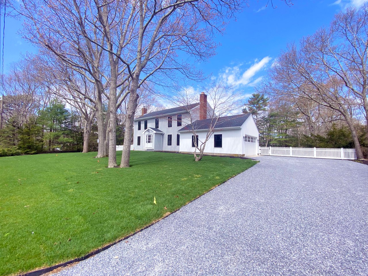 8 Greenleaf Road, Hampton Bays, NY, 11946