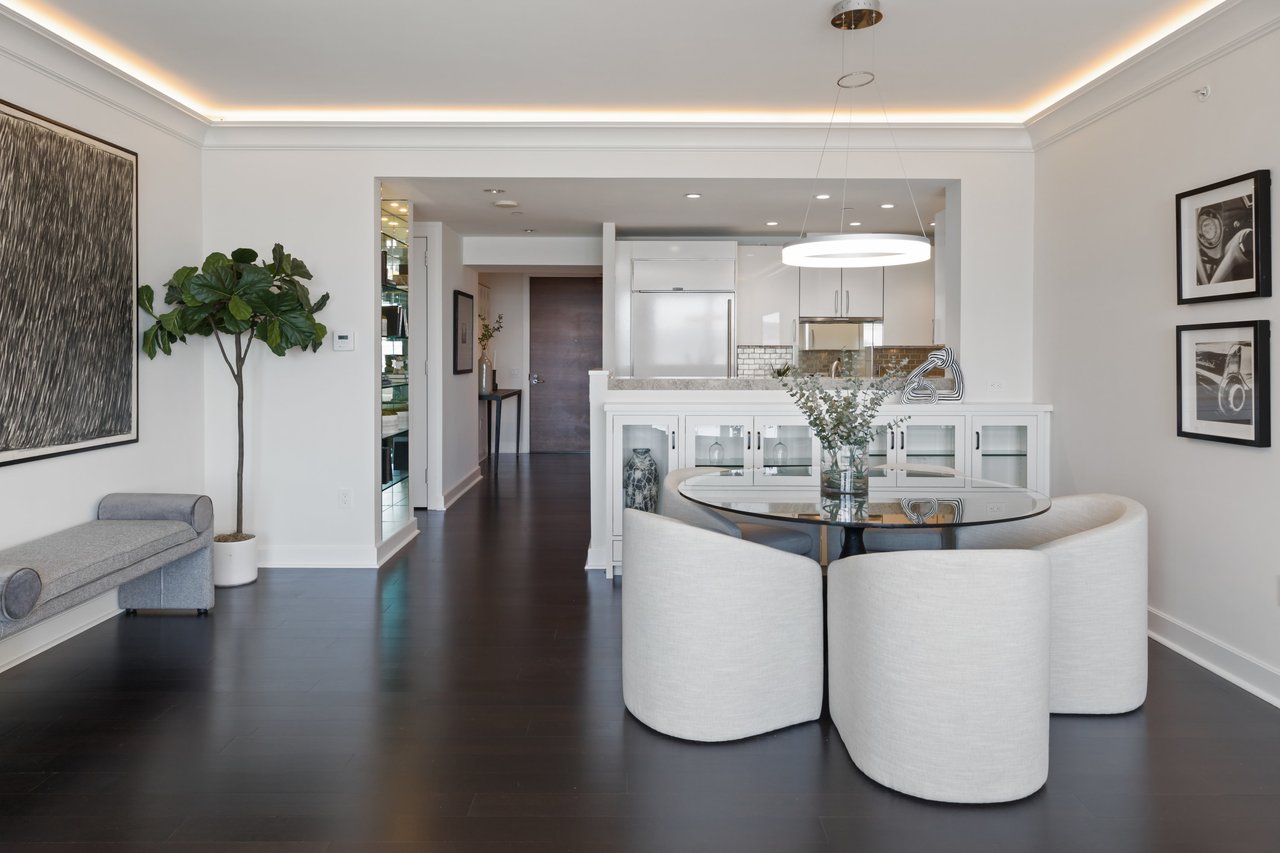 St Regis Residence 32C