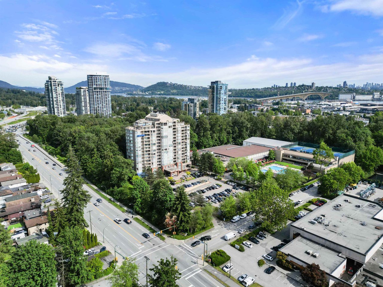 512-1327 E Keith Rd
