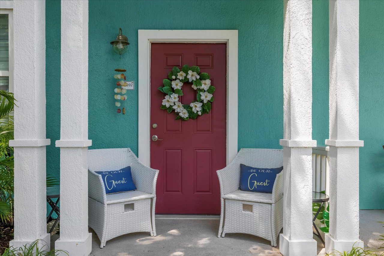 5008 MANGROVE ALY #202