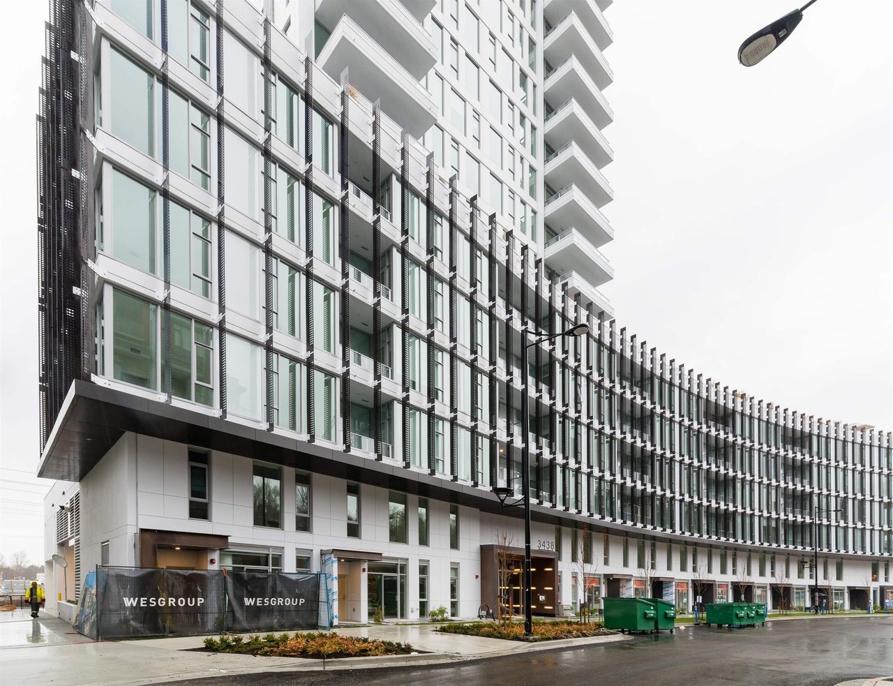 607-3438 Sawmill Cres