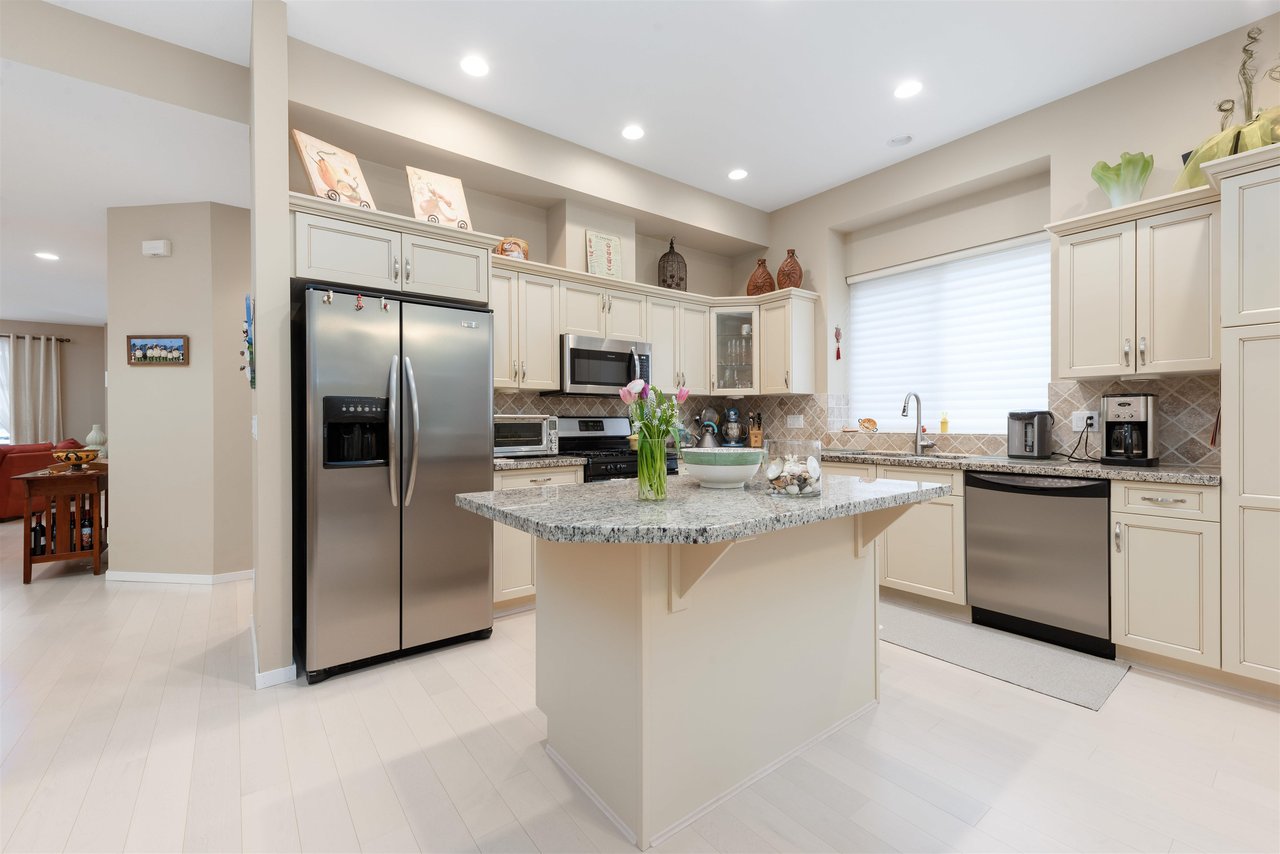 118 Hawthorn Drive, Port Moody