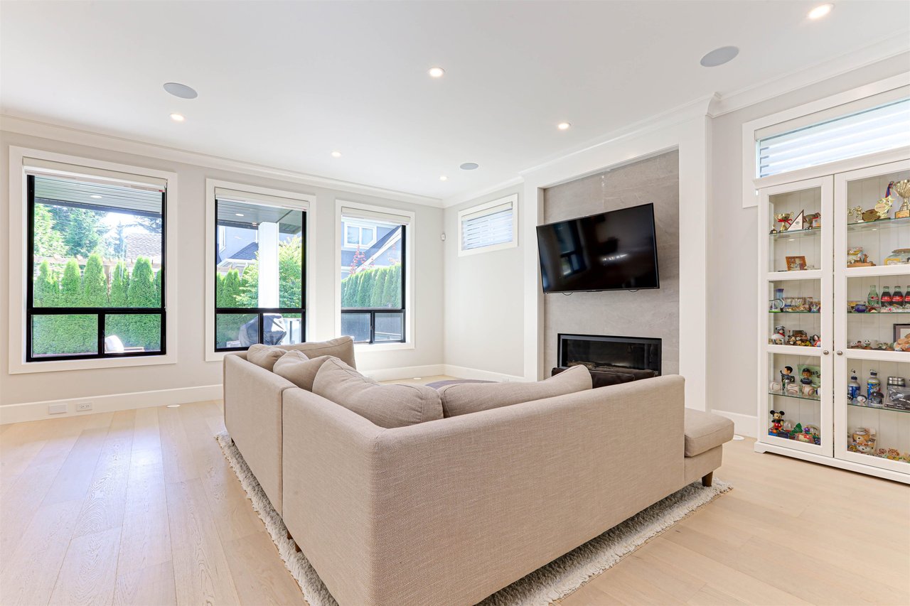1966 Laronde Dr
