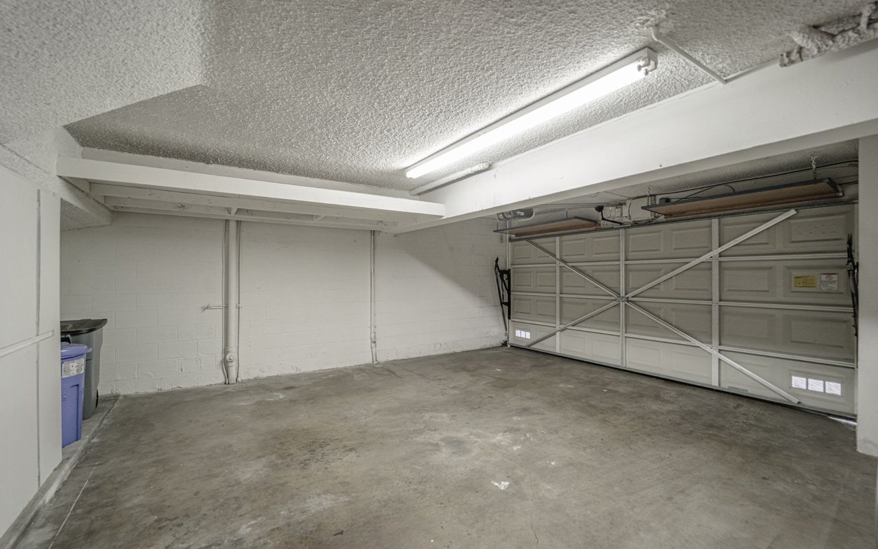 1070 Palo Verde Avenue