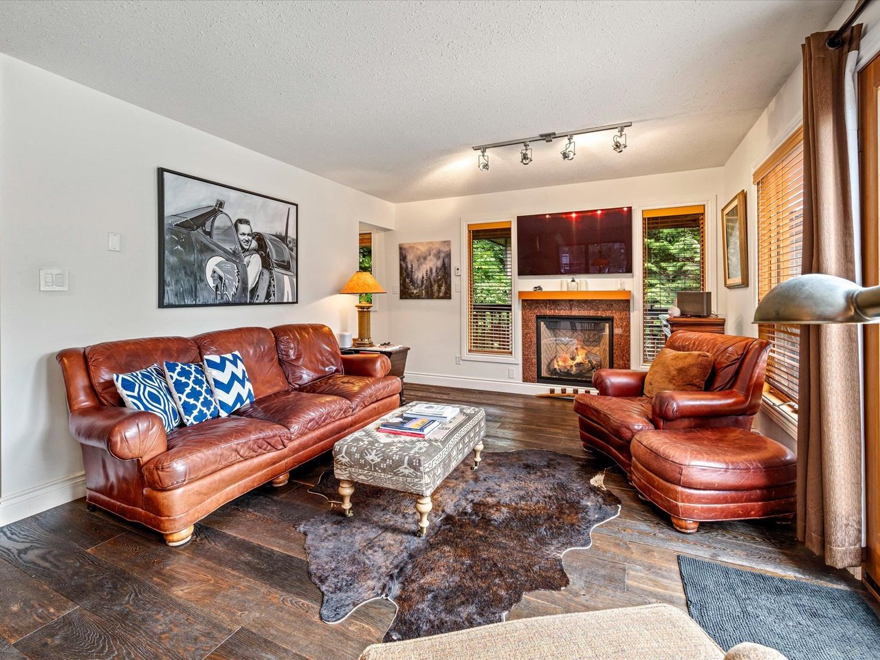 2316 Gondola Wy