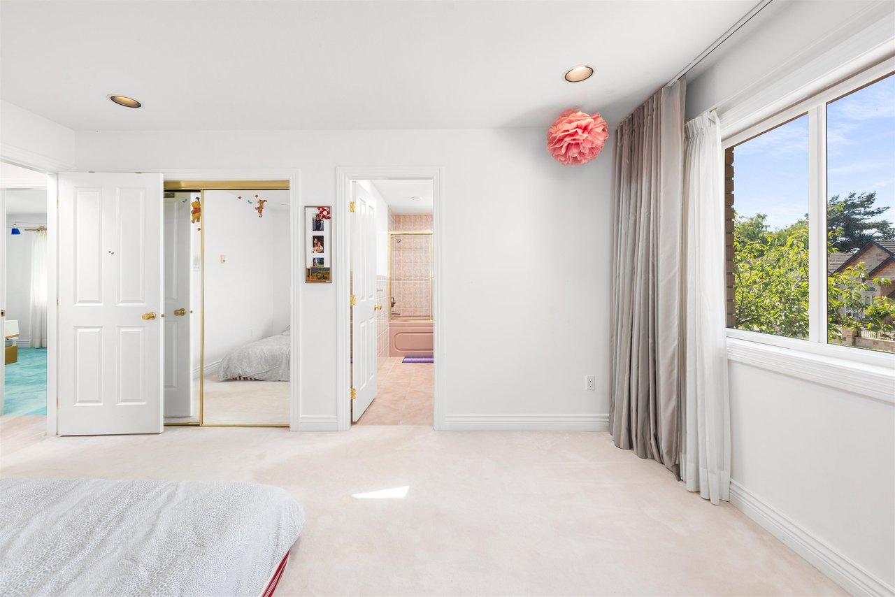 6160 Azure Rd
