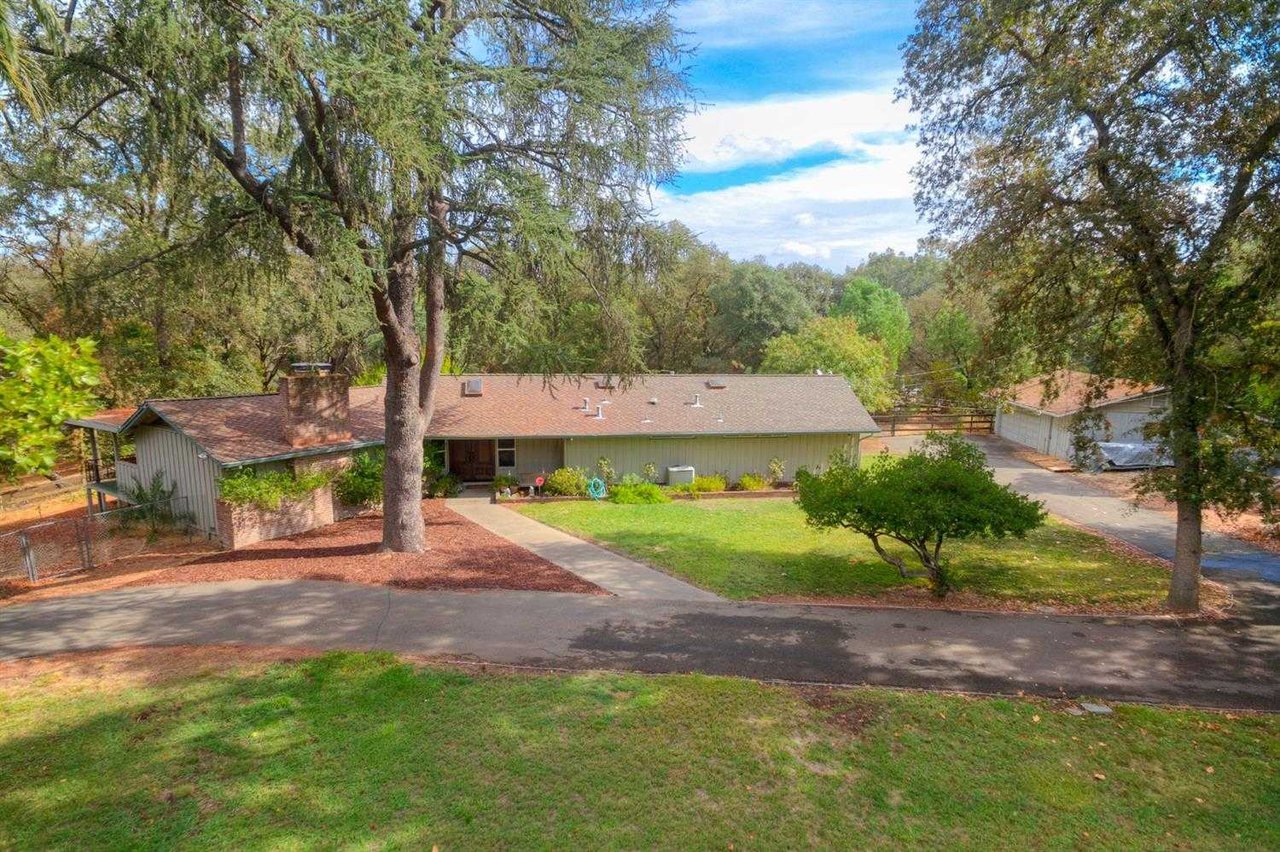 4304 Mason Lane