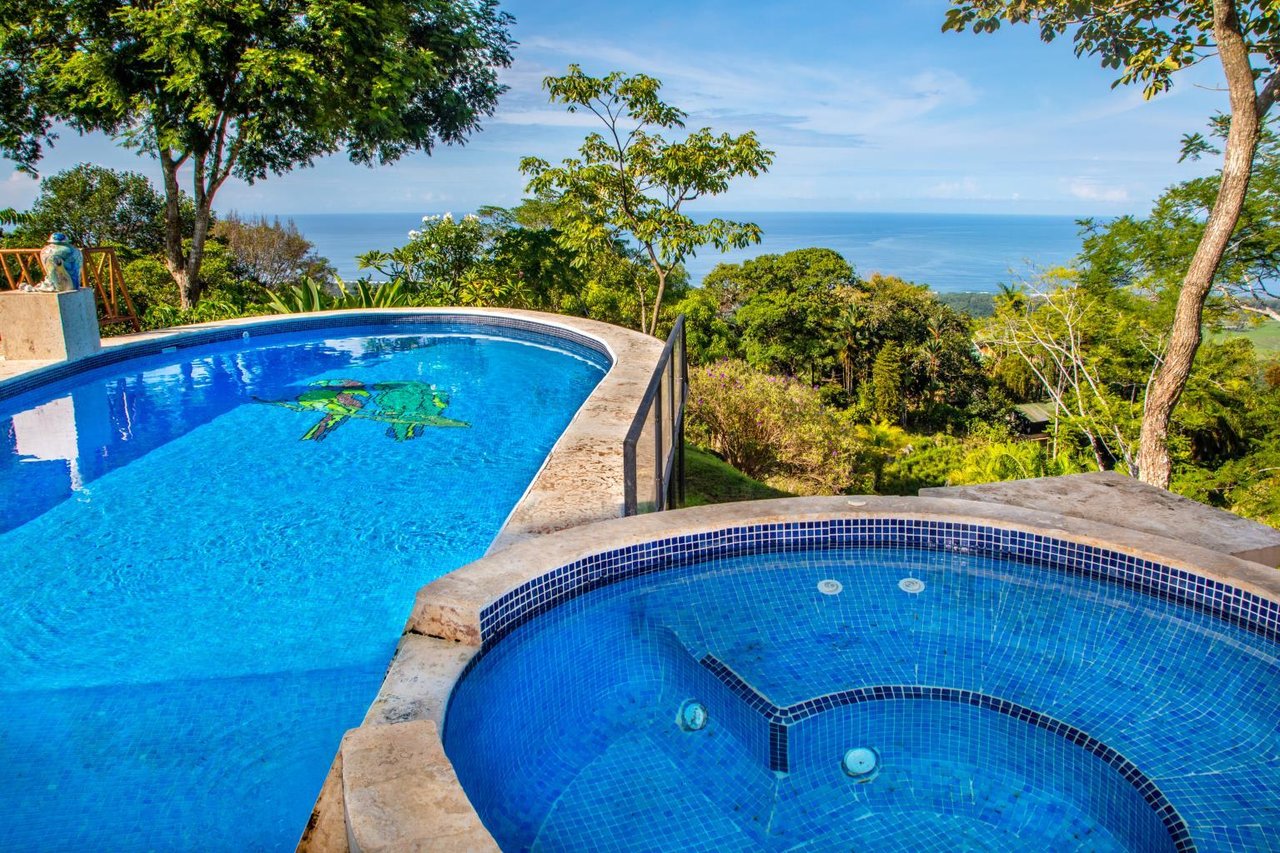 Incredible 7,000 Ft2 Ocean View Home With 200 Acre Reserve!