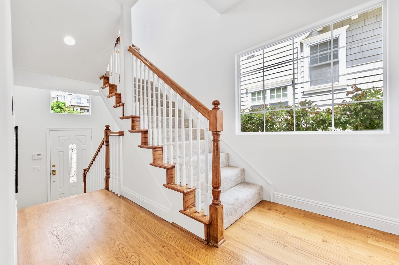 1042 7th Street