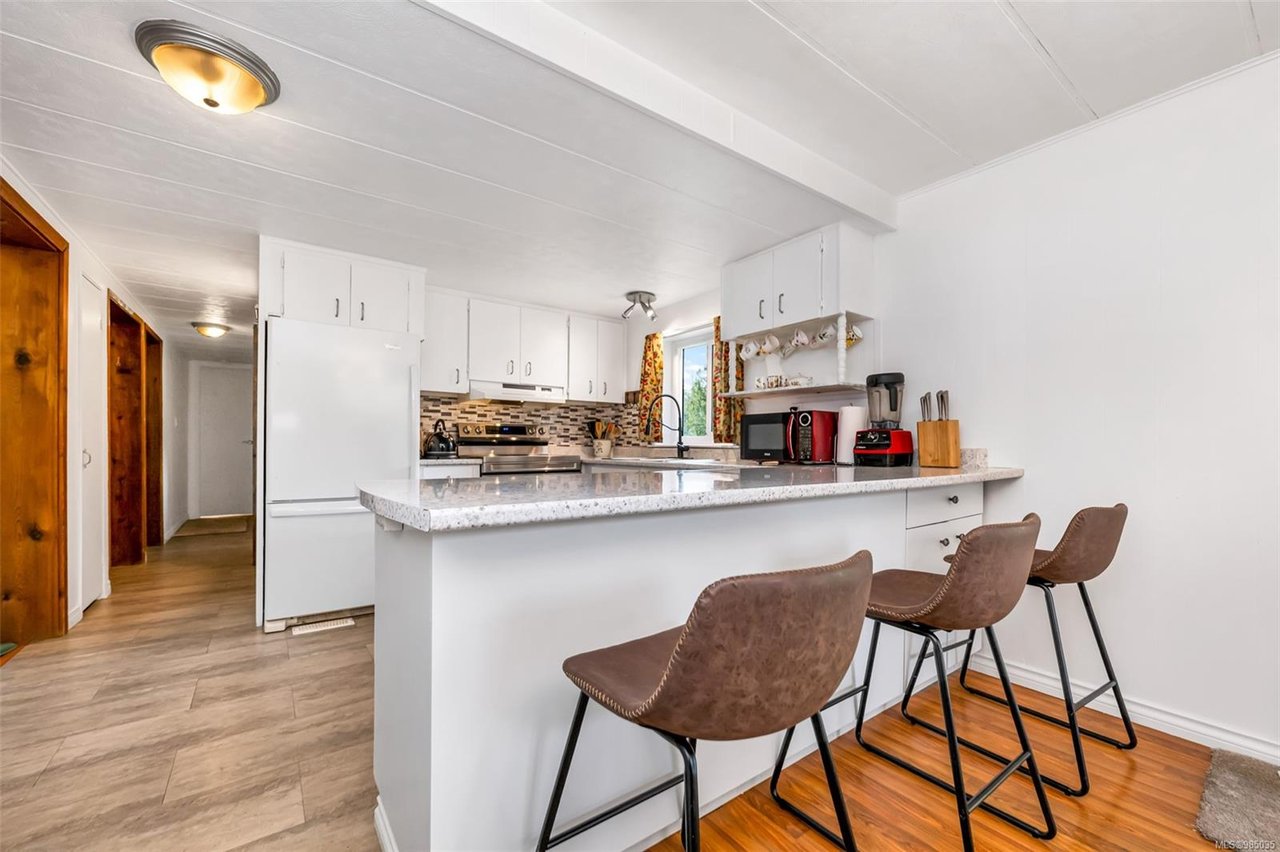 3398 Ridgeview Cres